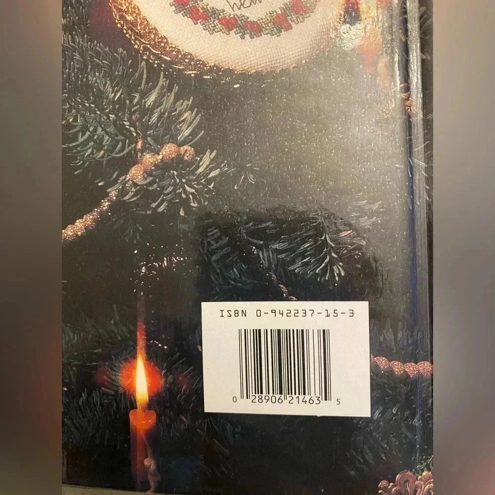 1992 O Christmas Tree cross-stitch book - Picture 3 of 3
